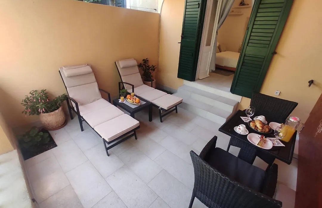 Room Porat 2 With Private Terrace-1